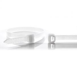 Een naturel Ty-Fast® kunststof kabelbinder