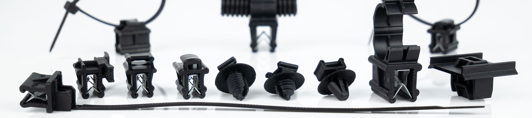 Fixation clips